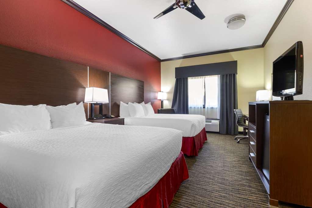 Best Western Plus Classic Inn And Suites Center Habitación foto