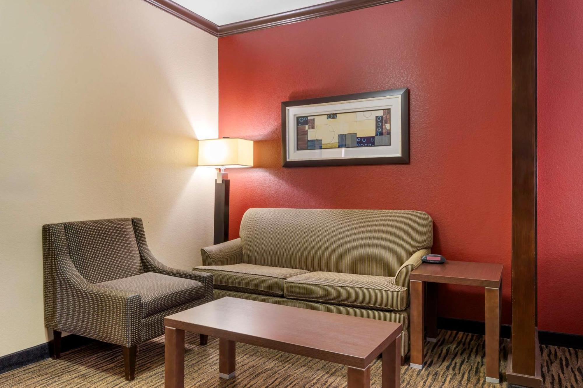 Best Western Plus Classic Inn And Suites Center Exterior foto