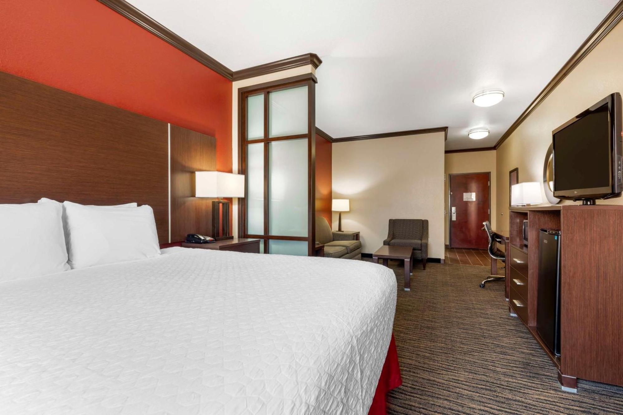 Best Western Plus Classic Inn And Suites Center Exterior foto